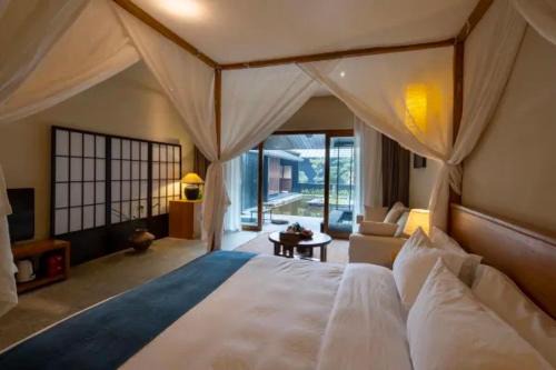 路之青城温泉酒店