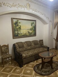 Велика затишна квартира в центрі міста
