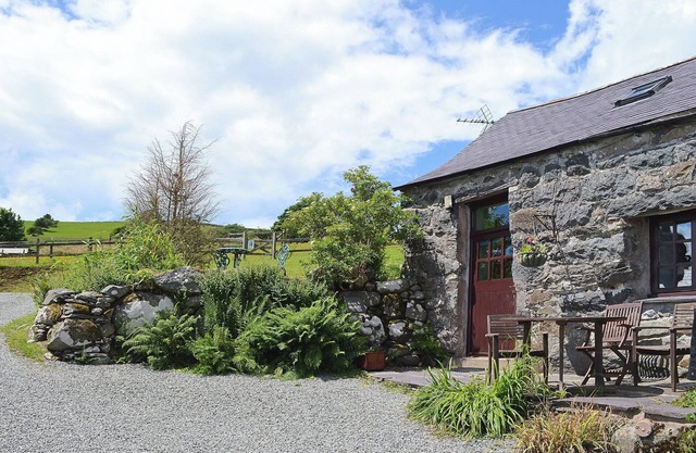 1 bedroom accommodation in near Criccieth