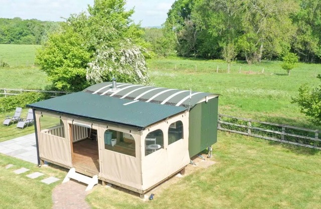 1 bedroom accommodation in Bighton, near Ropley