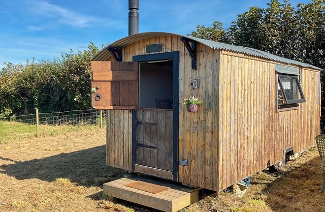 1 bedroom accommodation in Cilau Aeron, near Lampeter