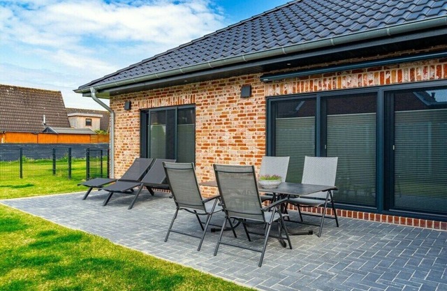 1-bedroom holiday home