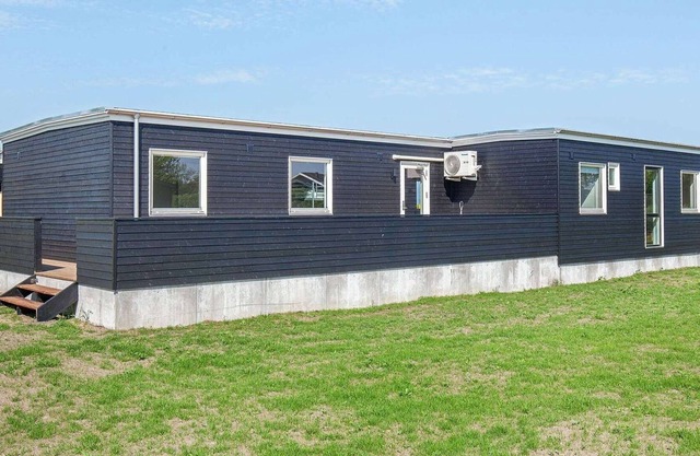 14 person holiday home in Vinderup