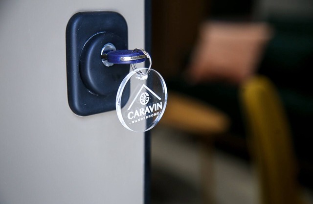 15' to historical centre of Athens by Metro