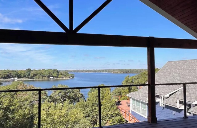 15min to Winstar Casino-Lakehouse Retreat, Gorgeous views w/path to the lake