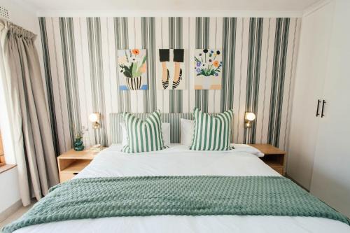 17 Dicks Street Clubhouse