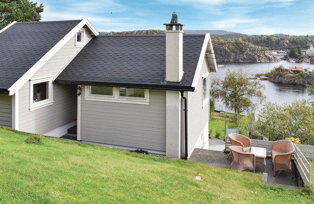 2 bedroom cozy home in Hauglandshella