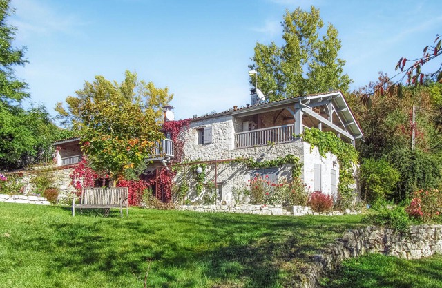 2 bedroom nice home in Saint-Salvy