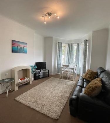 2 Bedrooms Holiday home in Edinburgh near City Center