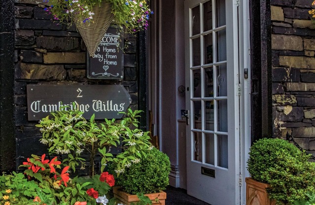 2 Cambridge Villas