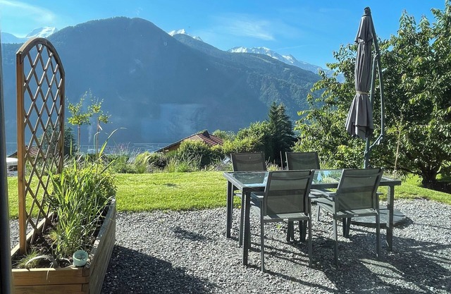 2* GÎTE IN CHALET WITH LARGE TERRACE AND VIEW OF MONT BLANC RANGE.