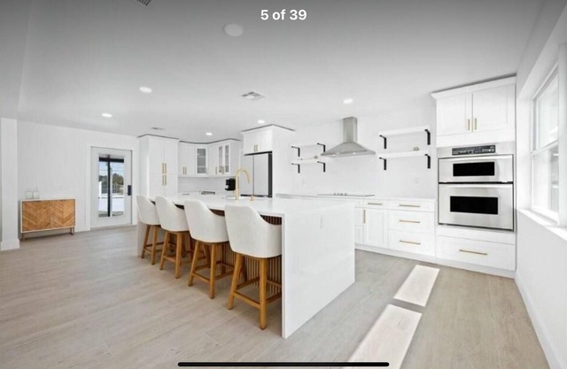 2 Miles to Beach with large putting green!