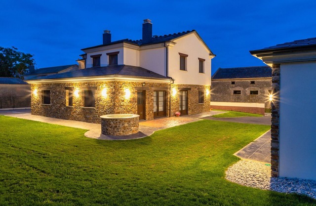 28C01 Aptos Lola Penarronda - Castelo