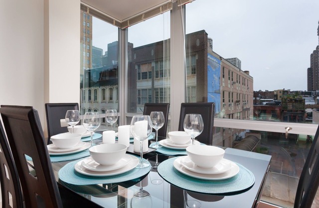 2br/1ba Apartment Near Rittenhouse Square 2 Bedroom Apts by RedAwning