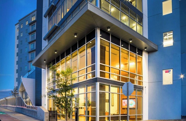 2BR, Haven at Gulch Hotel w/Rooftop Pool & Views