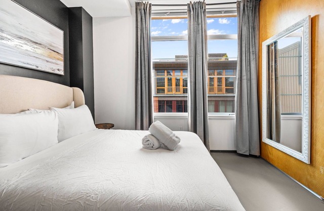 2BR Loft unit in Boston Southend 1633