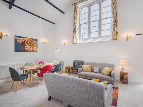 3 Bed in Windermere SZ469