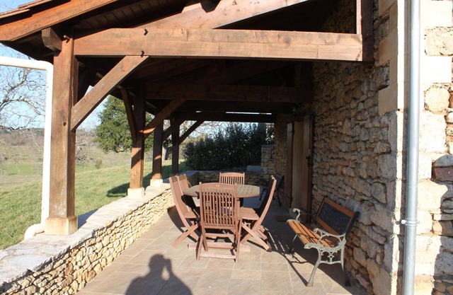 3 Bedroom Private vacation home in Meyrals