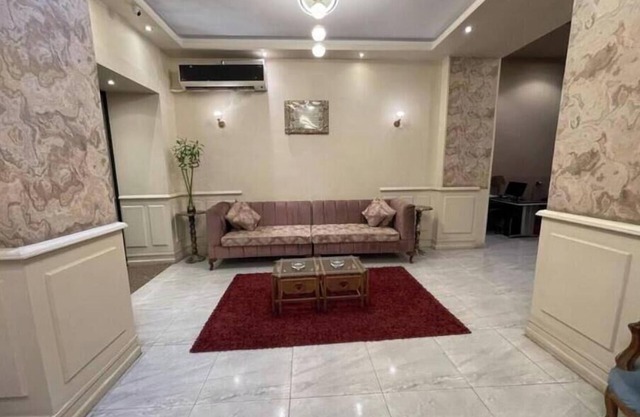 309 Golden Hoster Downtown