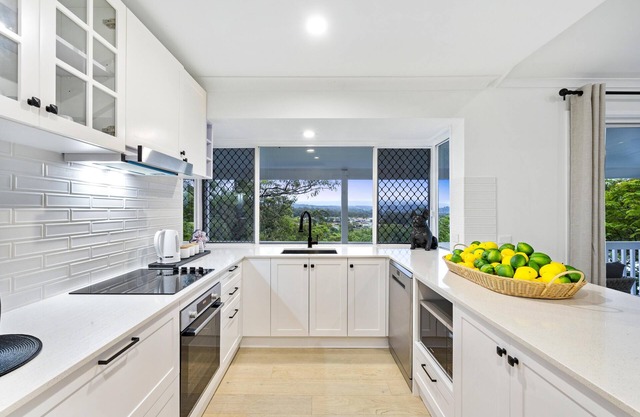 4 bedroom Family Retreat - Q Stay