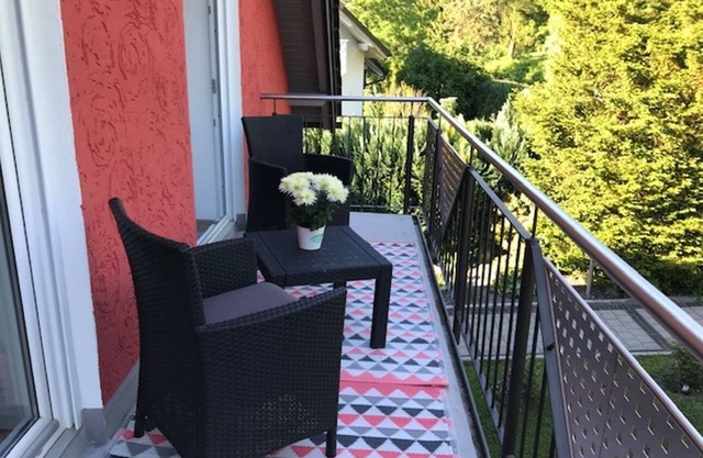 4-Sterne Ferienwohnung (100qm) mit Balkon, Loggia und Garten