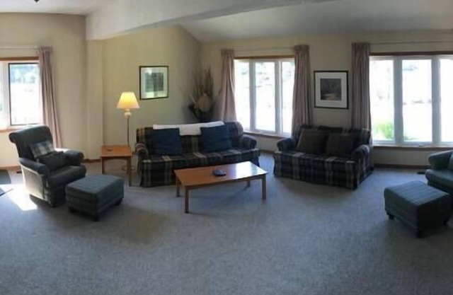 5 Bedroom Cottage on Georgian Bay - The Victoria