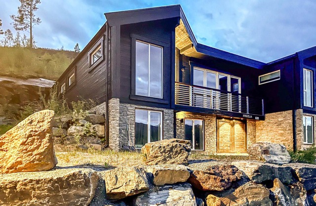 5 bedroom cozy home in Hemsedal