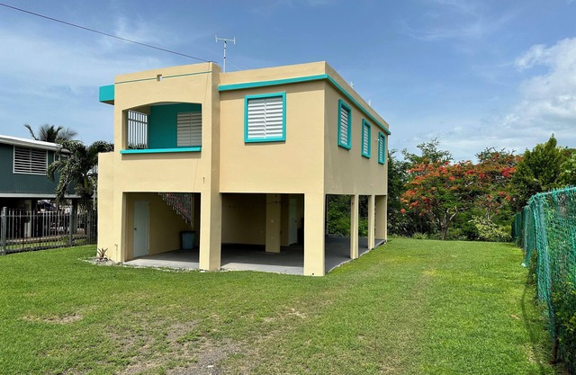 5 minute drive to Boqueron, 3B/2B private house, Wi-Fi, BBQ