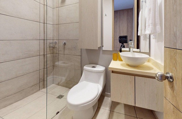 501 Cabrera (Luxury Loft on 85)