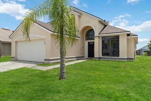 53 Private Pool House Near All Famous Attractions!