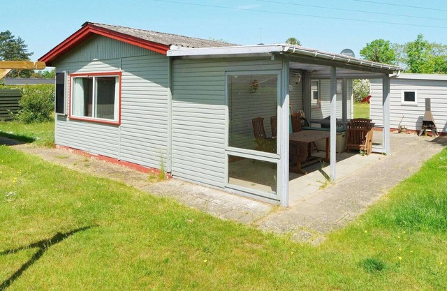 6 person holiday home in Eskebjerg