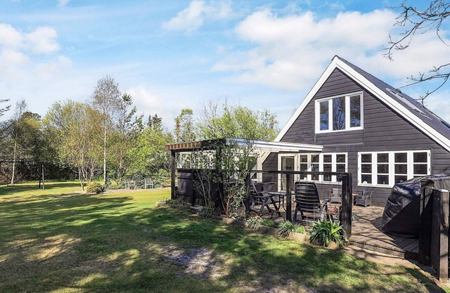 6 person holiday home in Hals-By Traum