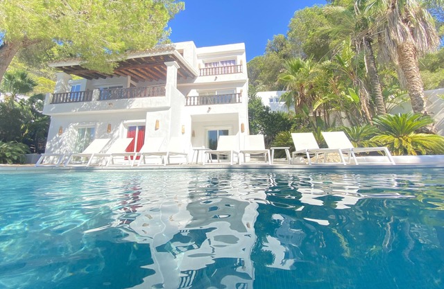 7 bedrooms, 8 bath, Can Blanc, Luxury Villa Private Pool And Best Sea Views