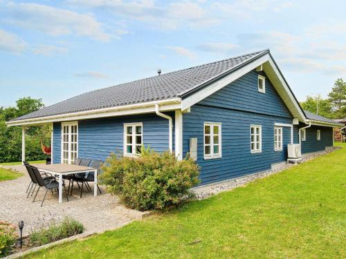 9 person holiday home in Jægerspris-By Traum