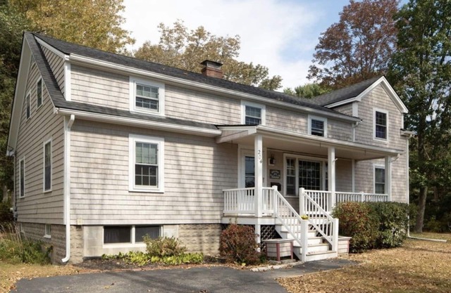 A beautiful home. Spacious, walk to Long Sands.