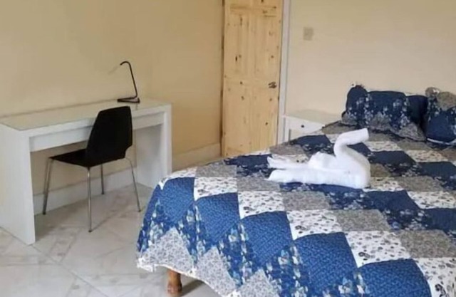 A Georgian Style Home Set amid Farmlands on an Acre of Land ; Room #3