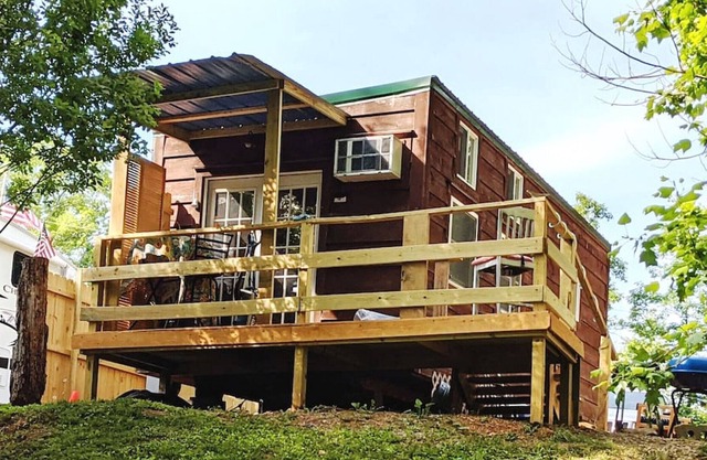 A Little Glamping at Watts Bar Lake