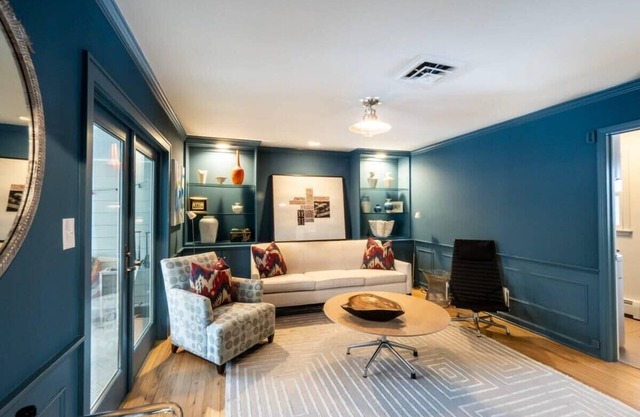 A+ Location: Easy Access To Downtown & Outdoors