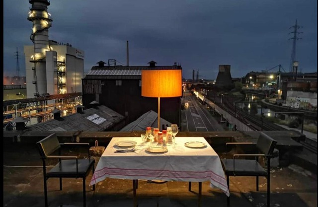 Adventure Alternative - GUEST HOUSE - Arts-Factory-Experience - For artists, makers and open minds - Attention, we are not a hotel and are not adapted for everybody - Read host warnings before reservation - PROVIDENCE,BE asbl