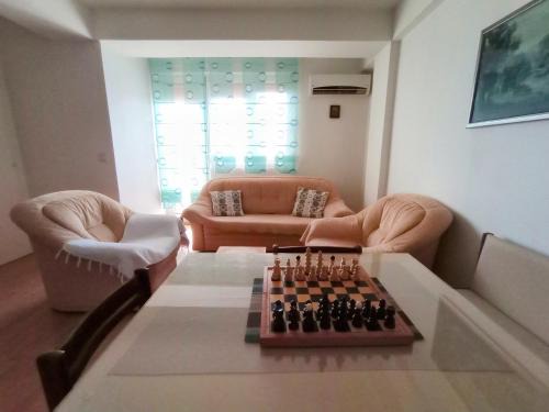 Aleandro Lakeview Apartment