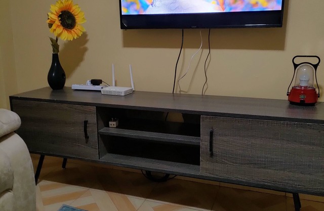 Alken Homes 1BR fully furnished apartments w Queen Size bed.