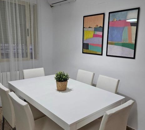 Alojamiento centrico en Hellin con garaje