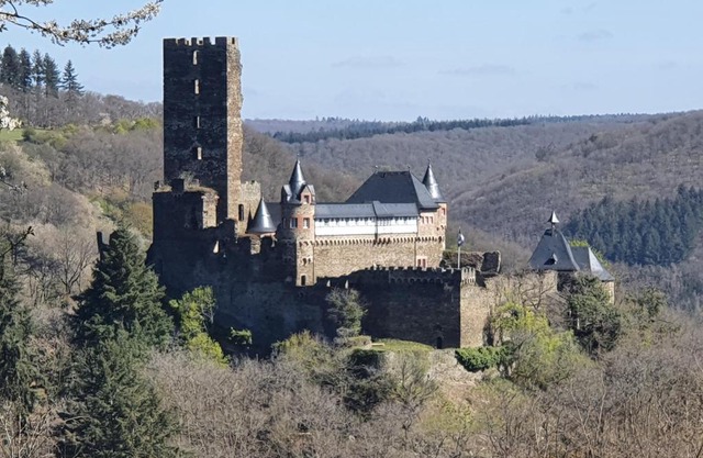 Am Burggraben auf der Sauerburg