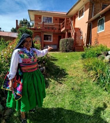 Amantani Elisa's Lodge