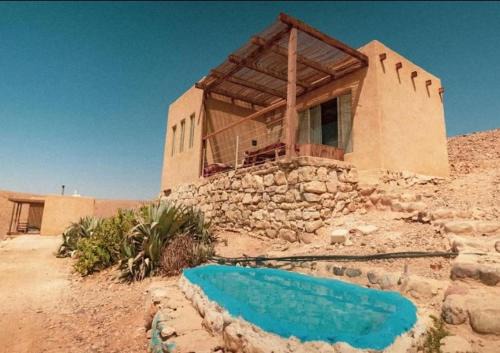 Amara Escape - Adults only