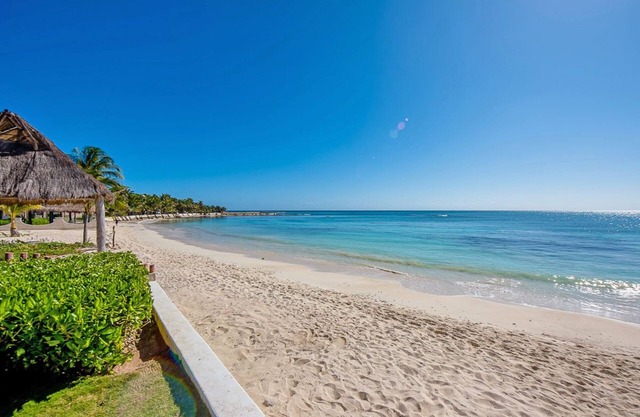 Amazing Luxury Caribbean Retreat! Beach Front