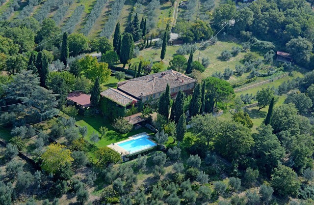 Ancient Tuscan farmhouse surrounded by greenery breathtaking views, private pool