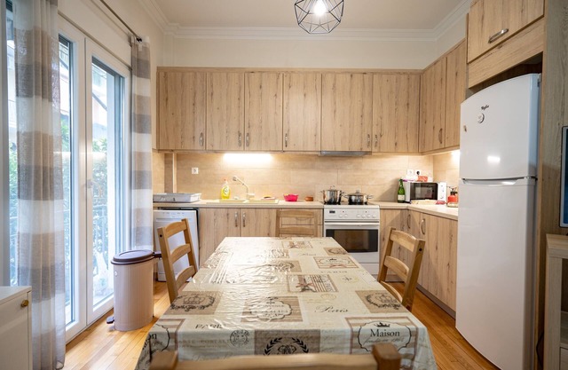 Ano Kipseli 2 bedrooms 4 pers . apartment