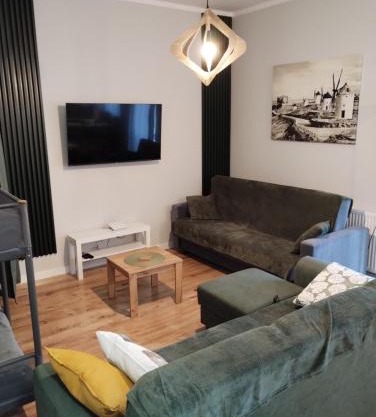Apartament 103