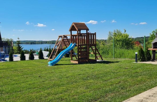 Apartament 4 osobowy z tarasem Zełwągi 15